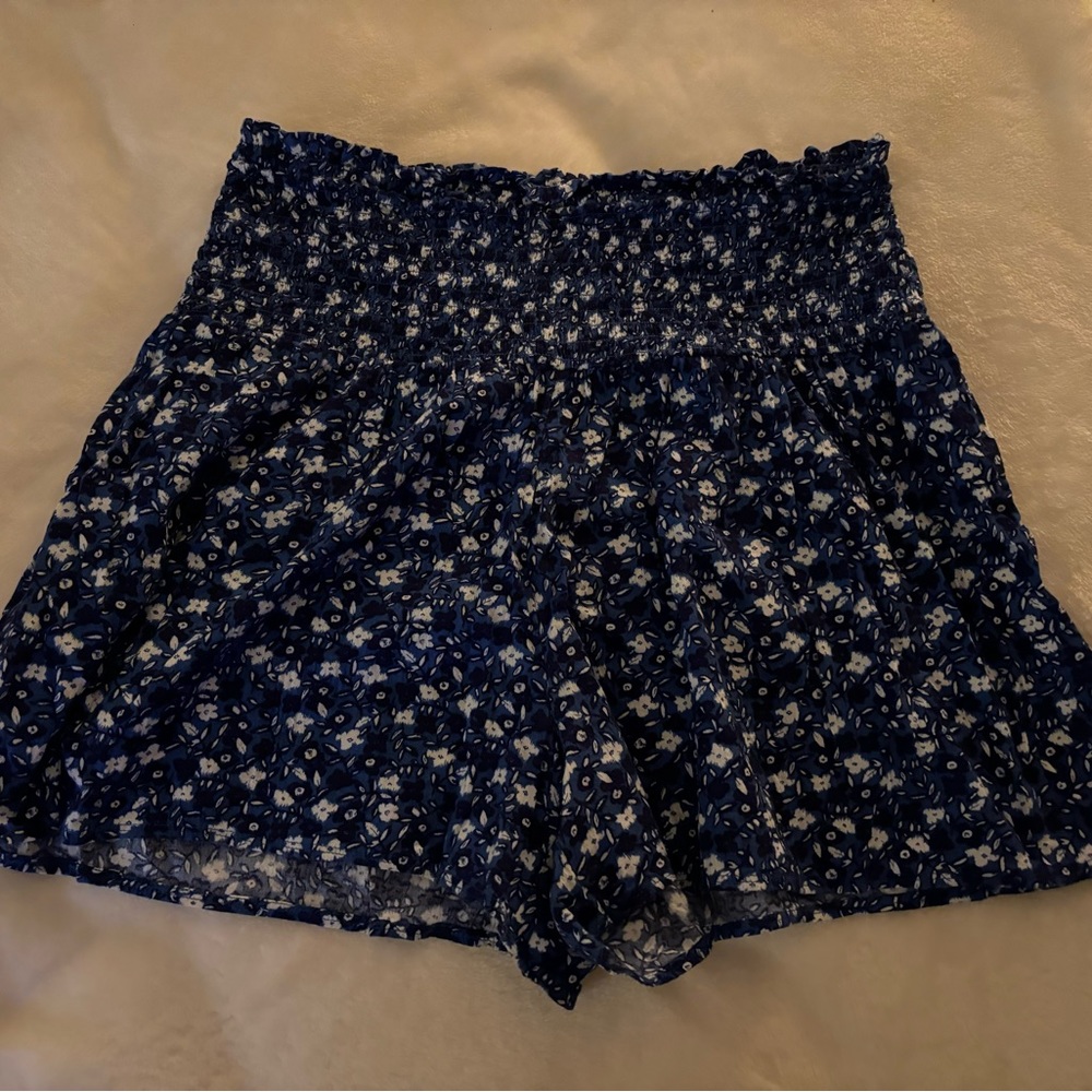 Aerie flower shorts!